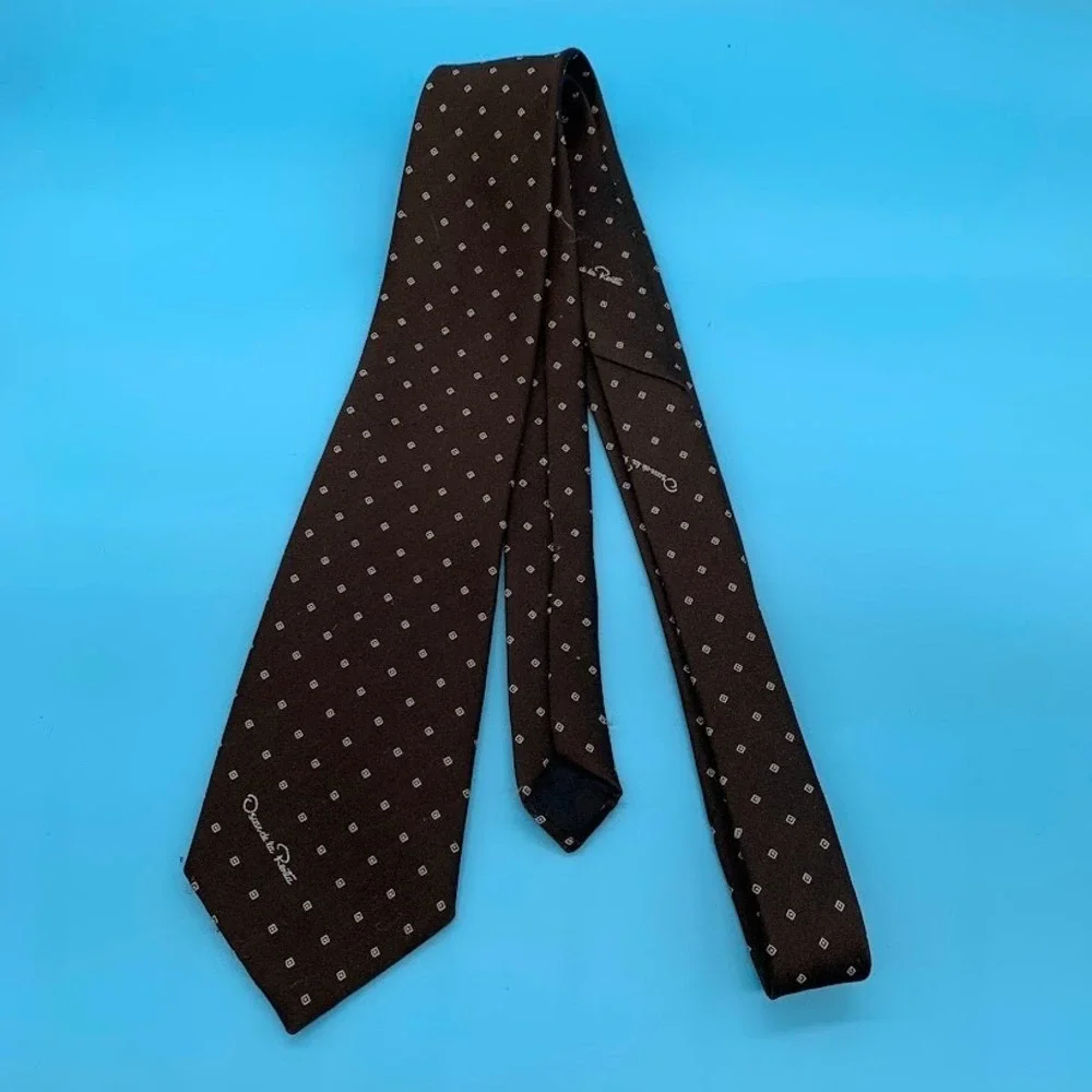 Oscar de la Renta Brown Geometric Preppy Logo Men's Classic Neck Tie